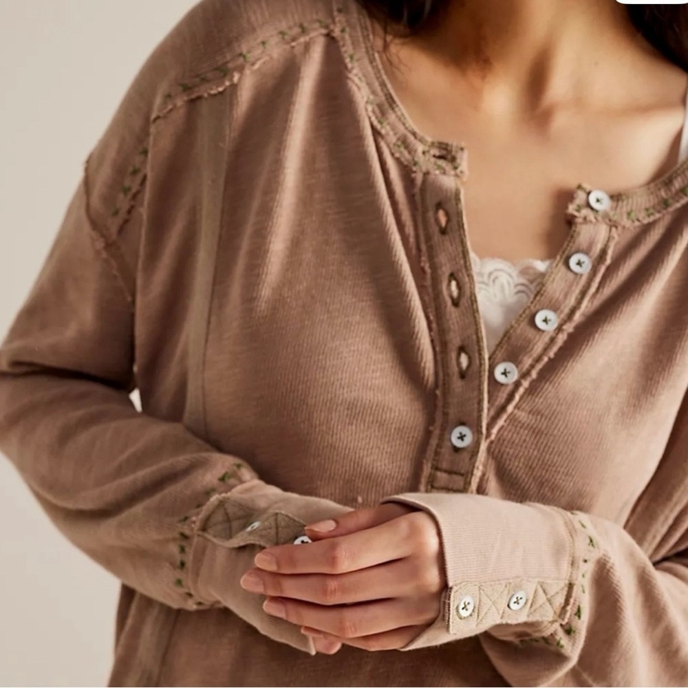 We The Free taupe Taylor Henley